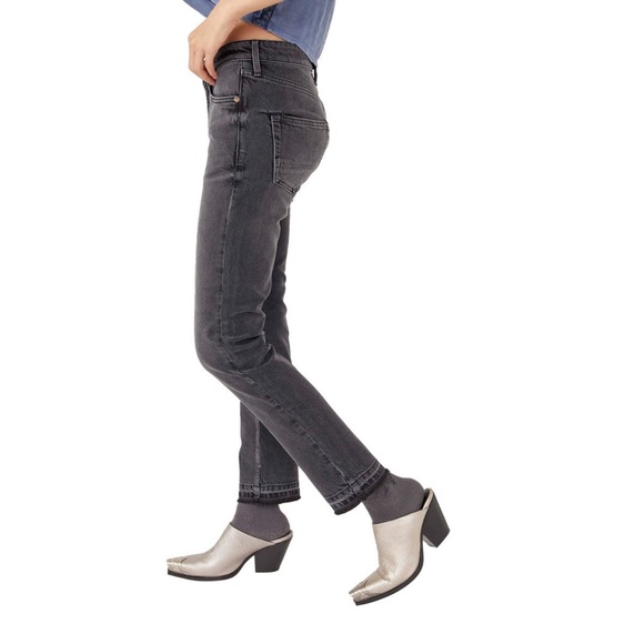 Free People Black Faded Ripped Slim Boyfriend Jeans Size 24 NWT - Picture 4 of 14